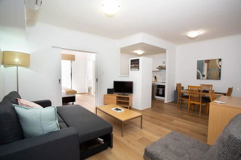 Holiday Apartment With Pool And WiFi - Holiday Great Ocean Road 0