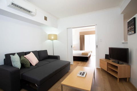 Holiday Apartment With Pool And WiFi - Holiday Great Ocean Road 1