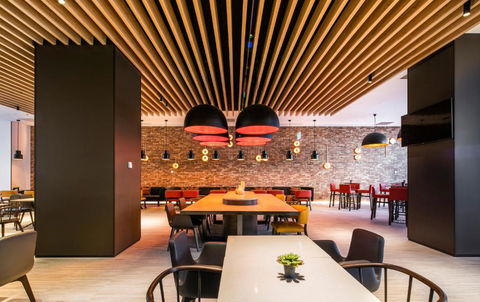 Holiday Inn Express Melbourne Little Collins, An IHG Hotel - Holiday Great Ocean Road 1