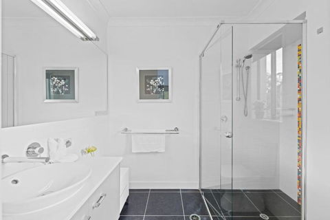 Holiday Paradise 4BR Pool BBQ Parking Near Mall N Park - Holiday Great Ocean Road 2
