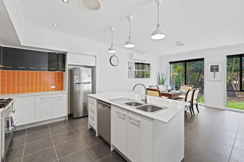 Holiday Paradise 4BR Pool BBQ Parking Near Mall N Park - Holiday Great Ocean Road 3