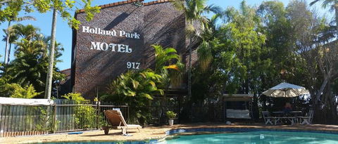 Holland Park Motel - Holiday Great Ocean Road 2