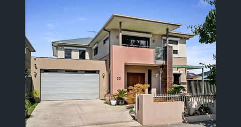 Home & Theatre, Golf, Highpoint - Holiday Great Ocean Road 0