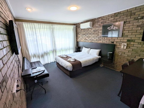 Homestead Motor Inn & Apartments - Holiday Great Ocean Road 1