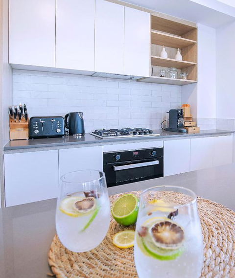 HOT Brand New 3 Ensuite Apartment, Redcliffe, Brisbane - Holiday Great Ocean Road 3