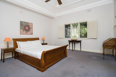 Incredible 3-Bed Renovated Home With Huge Garden - Holiday Great Ocean Road 1