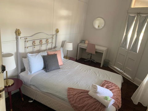 Hotel Koorawatha - Holiday Great Ocean Road 0