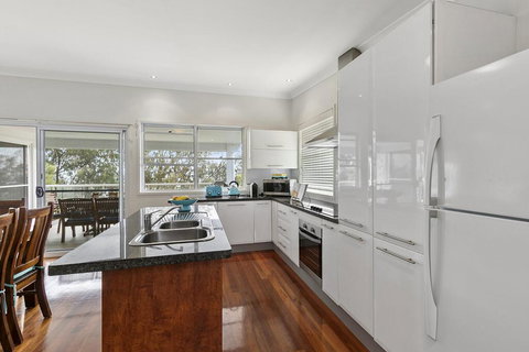 Amalfi - Holiday Great Ocean Road 3