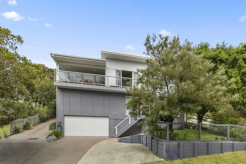 Amalfi - Holiday Great Ocean Road 0