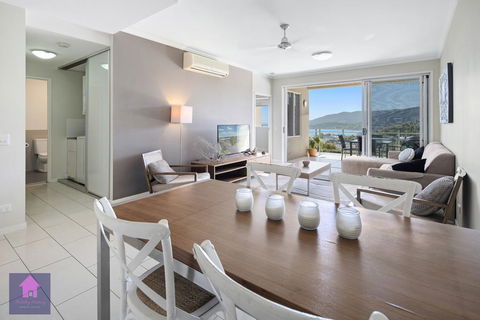 Amazing Ocean Views, Pool, Award Winning Location, Airlie Beach - Holiday Great Ocean Road 0
