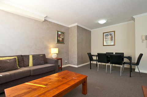 Aqualine Apartments On The Broadwater - Holiday Great Ocean Road 2