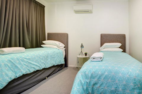 Aqualuna Beach Resort - Unit 25 - Holiday Great Ocean Road 2