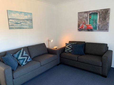 Aquarius Apartments Mollymook - Holiday Great Ocean Road 2