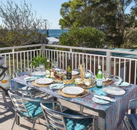 Araluen on Holden - great deck with ocean views - Holiday Great Ocean Road