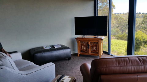 Armalong Winery Chalets - Holiday Great Ocean Road 3