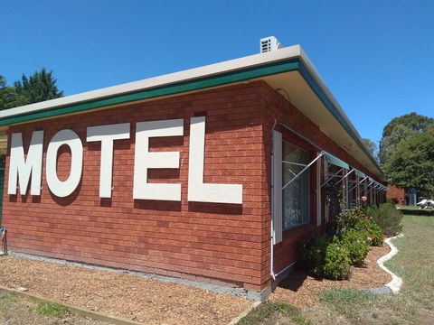 Armidale Rose Villa Motel - Holiday Great Ocean Road 2
