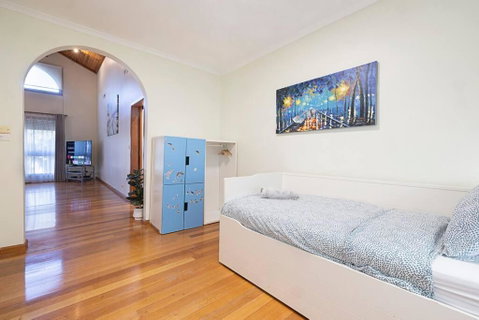 Magnificent Eltham House With Stunning View - Holiday Great Ocean Road 2