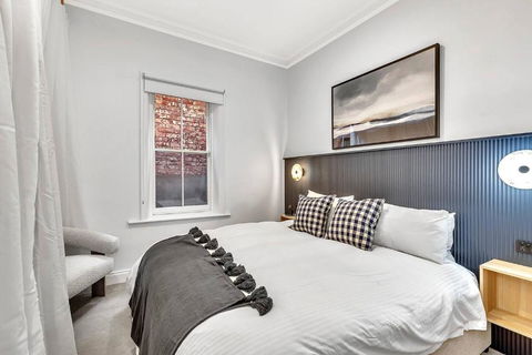Main Street Terrace - An Elegant Urban Escape - Holiday Great Ocean Road 3