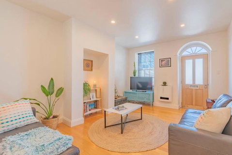 MELVINGTON BOUTIQUE APARTMENT IN HOBART CBD O - Holiday Great Ocean Road 0