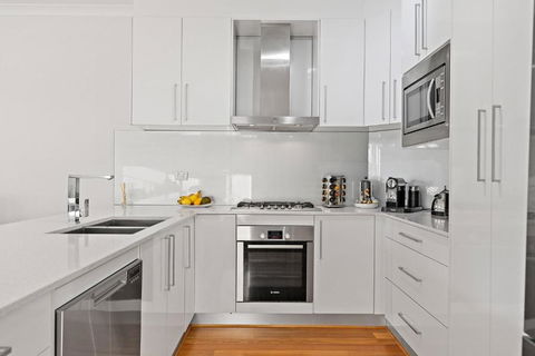 Modern Scarborough Townhouse - Holiday Great Ocean Road 2