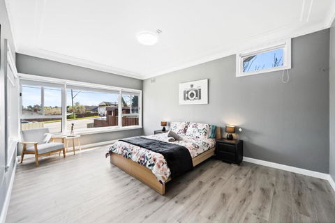 New 2 Bedroom House 500m To Mall With Free Parking - Holiday Great Ocean Road 0