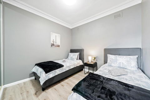 New 2 Bedroom House 500m To Mall With Free Parking - Holiday Great Ocean Road 3