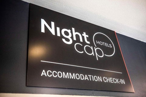 Nightcap At High Flyer Hotel - Holiday Great Ocean Road 3