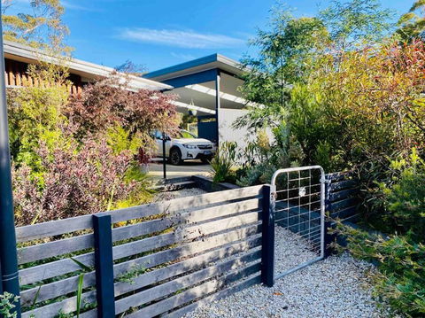 Ocean Views, Spacious & Private, Hot Hub - Holiday Great Ocean Road 3