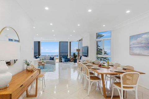 Ocean Vista Escape - A Lofty Beachfront Penthouse - Holiday Great Ocean Road 2