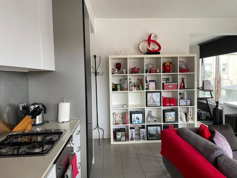 Radiance - Chic Fitzroy Street Apartment - Holiday Great Ocean Road 3