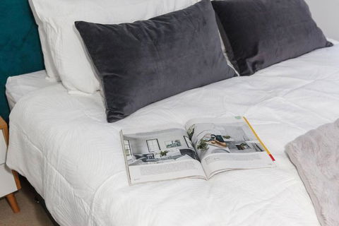 Premium Albert Park Grand Prix Apartment By Ready Set Host - Holiday Great Ocean Road 1