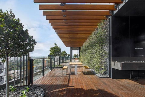 Premium Albert Park Grand Prix Apartment By Ready Set Host - Holiday Great Ocean Road 3