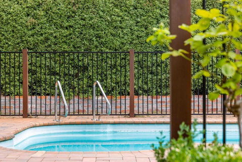 Private Pool Retreat In Watson - Holiday Great Ocean Road 0