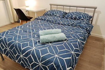 PROMO 2-Bedroom Villa Next To Train Station, FREE PARKING with Holiday Great Ocean Road