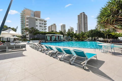 Q Tower Amazing Ocean Views 22nd Level Heated Pools Sleeps 6 - Optimise BNB - Holiday Great Ocean Road 3