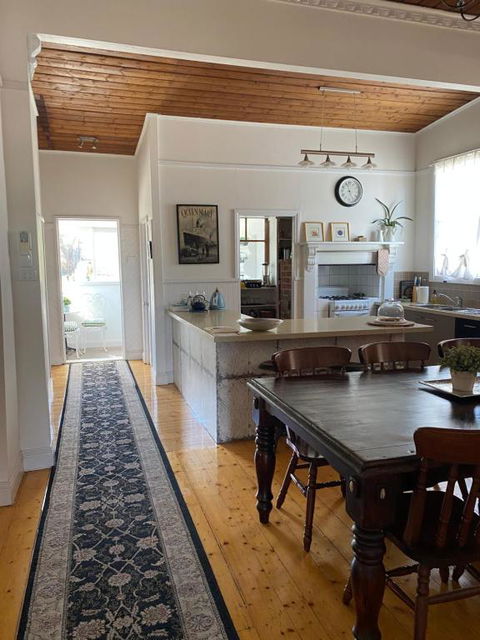 R&R Blue Diamond Luxury Cottage Maryborough, Vic - Holiday Great Ocean Road 3