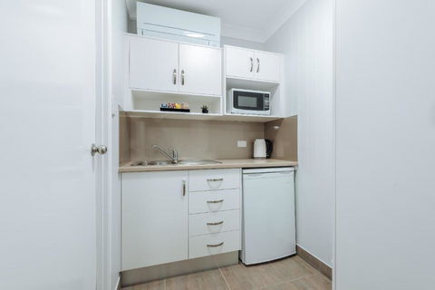 Raintree Motel Biloela - Holiday Great Ocean Road 3