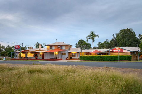 Raintree Motel Biloela - Holiday Great Ocean Road 1