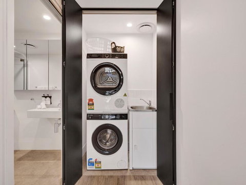 Rambla @ Berwick House - Holiday Great Ocean Road 1