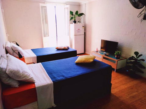 Asylum Sydney Backpackers Hostel - Holiday Great Ocean Road 1