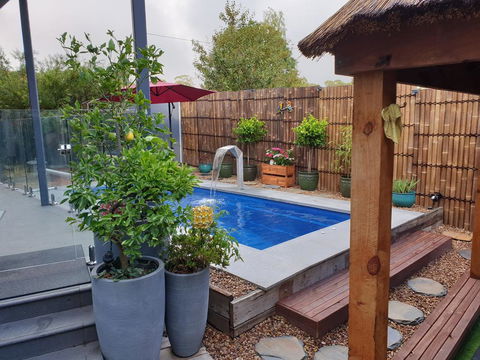 Azura - Holiday Great Ocean Road 1