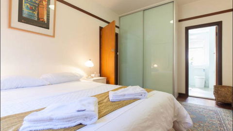 B4 Apartment Close To City, UWA, Nedlands & Swan River - Holiday Great Ocean Road 2