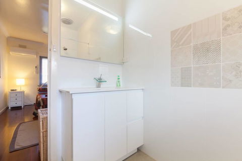 B7 Close To UWA, Swan River, Cafes And The New Children's Hospital - Holiday Great Ocean Road 0