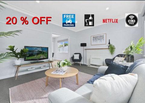 BALLARAT CLOSE 2 CBD + HOSPITAL+3BR HOME+NETFLIX + WiFi + Gift - Holiday Great Ocean Road 0