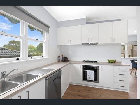 BALLARAT CLOSE 2 CBD + HOSPITAL+3BR HOME+NETFLIX + WiFi + Gift - Holiday Great Ocean Road 3