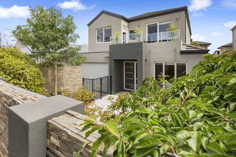 BANGALOW - MORNINGTON - Holiday Great Ocean Road 0