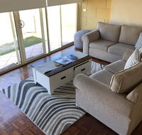 Bayview no 1 - Next to the Beach - Holiday Great Ocean Road
