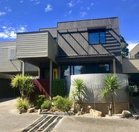 Beach Retreat Townhouse - Holiday Great Ocean Road