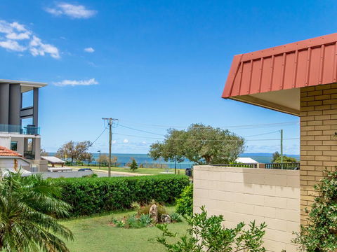 Beachfront Apt With Private Pool - Holiday Great Ocean Road 3