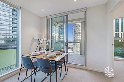 REST COLLECTION Apartments On Collins Docklands - Holiday Great Ocean Road 3